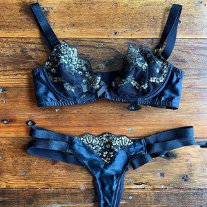 Bordelle Orient Belle Soft Cup Wire Bra and Thong Size S M